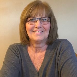 Meet your Posher, Vikki